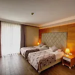 Grand Seker Hotel