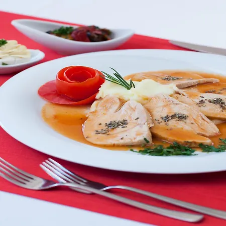 Üdülőközpont Grand Seker 4*