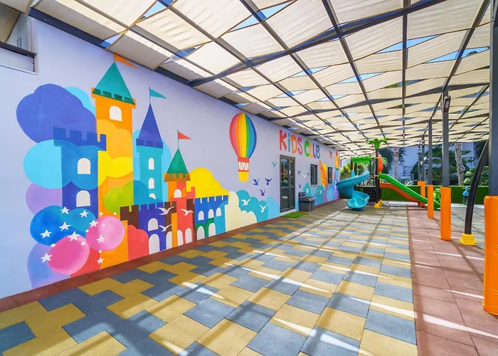 Готель Grand Seker 5*